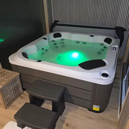 Apartamento Przy Trakcie Cesarskim Wegierska Gorka