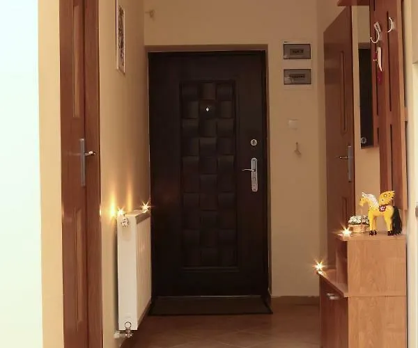 Przy Trakcie Cesarskim * וגיירסקה גורקה